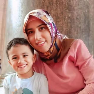 <em>Gülhan A. Ö.</em>